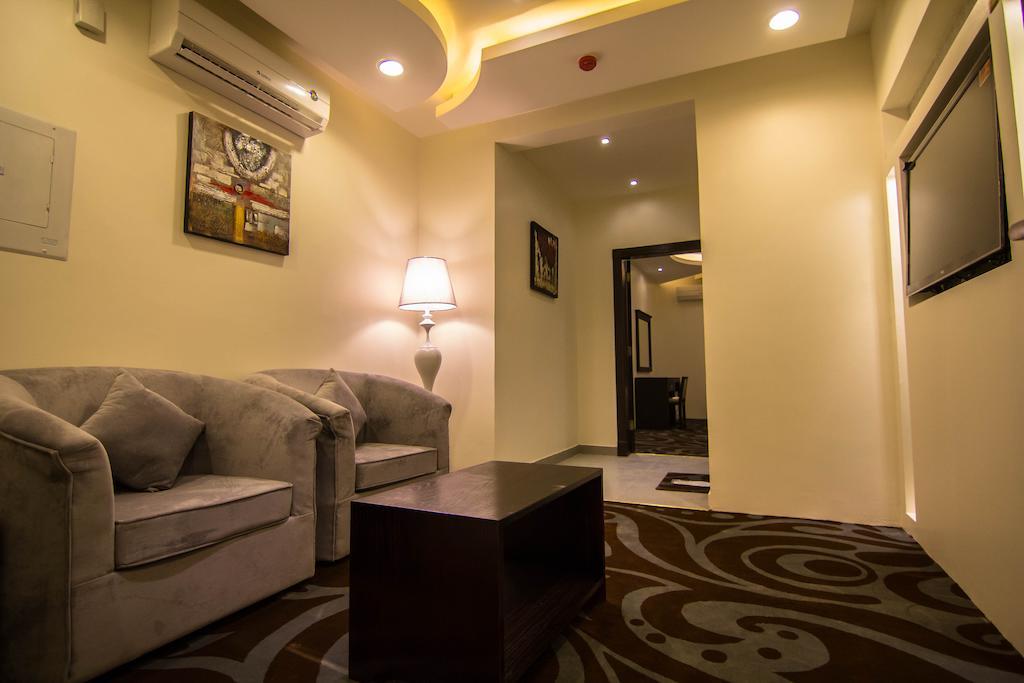 Rest Night Hotel Suites - Al Moroj Riade Quarto foto